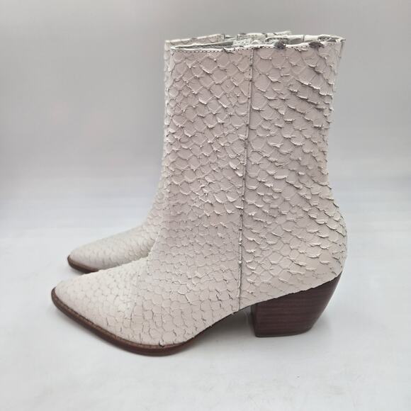 Matisse Caty White Snake Embossed Leather Ankle Boots Women's Size 6.5 M - Picture 3 of 8
